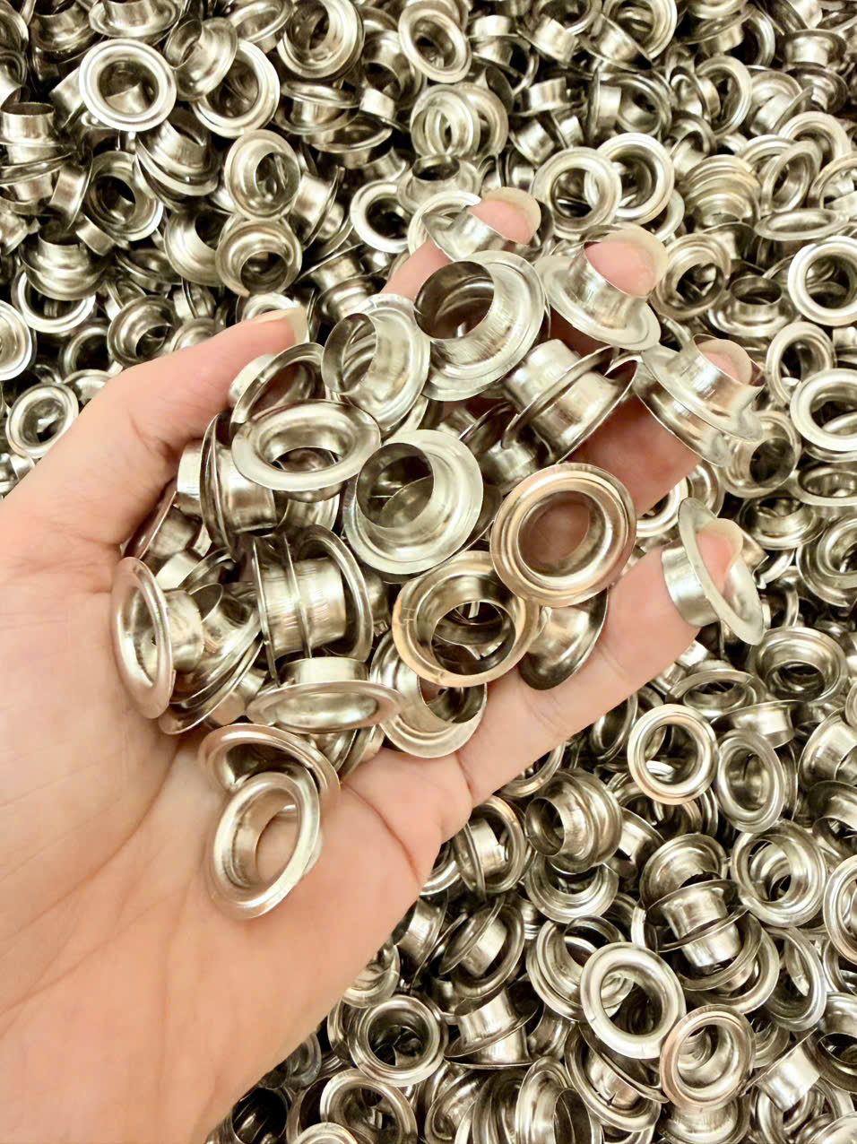 khoen ore mắt cáo 12mm trắng
