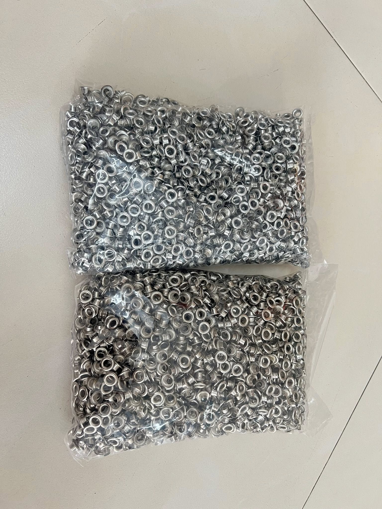 Khoen ore mắt cáo 4mm